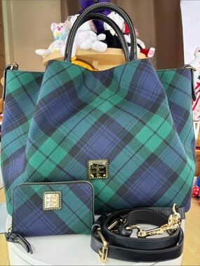 💥DOONEY & BOURKE - CM910